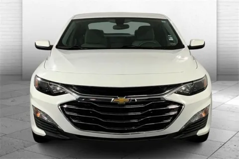 Photos of 2022 Chevrolet Malibu LT for sale in Independence, MO at Cable Dahmer Chevrolet of Independence