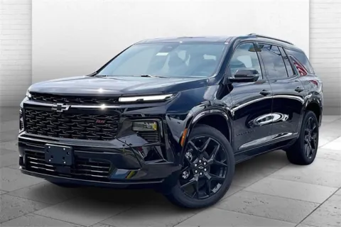 Photos of 2026 Chevrolet Traverse RS for sale in Independence, MO at Cable Dahmer Chevrolet of Independence