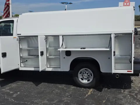 More photos of 2025 Chevrolet Express Cutaway 3500 1WT at Cable Dahmer Chevrolet of Independence, MO