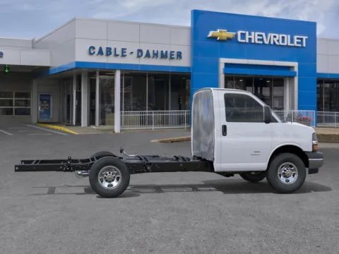 More photos of 2025 Chevrolet Express Cutaway 3500 1WT at Cable Dahmer Chevrolet of Independence, MO