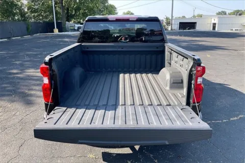 More photos of 2023 Chevrolet Silverado 1500 Custom at Cable Dahmer Chevrolet of Independence, MO