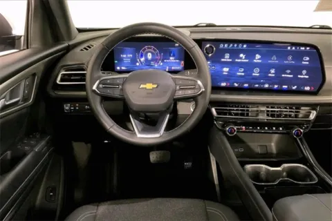 More photos of 2025 Chevrolet Traverse LT at Cable Dahmer Chevrolet of Independence, MO