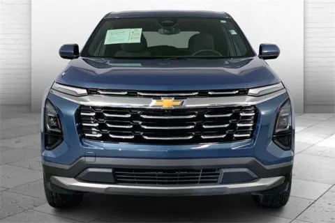 Photos of 2025 Chevrolet Equinox LT for sale in Independence, MO at Cable Dahmer Chevrolet of Independence