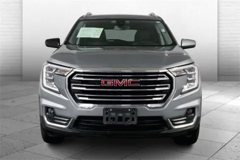 Photos of 2024 GMC Terrain SLT for sale in Independence, MO at Cable Dahmer Chevrolet of Independence