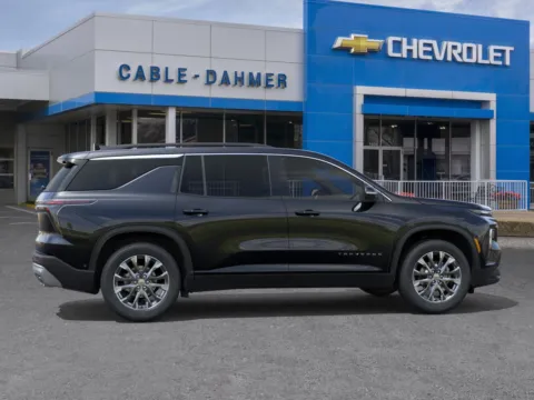 More photos of 2025 Chevrolet Traverse LT at Cable Dahmer Chevrolet of Independence, MO