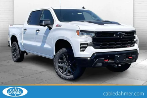 White 2026 Chevrolet Silverado 1500 LT Trail Boss for sale in Independence, MO