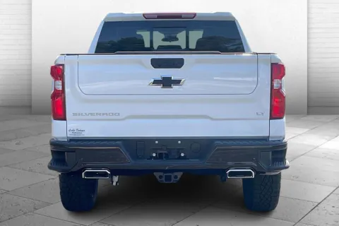 More photos of 2026 Chevrolet Silverado 1500 LT Trail Boss at Cable Dahmer Chevrolet of Independence, MO