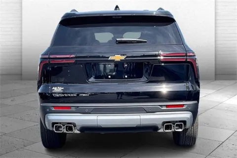 More photos of 2026 Chevrolet Traverse LT at Cable Dahmer Chevrolet of Independence, MO