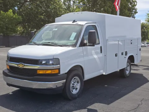 Another view of 2025 Chevrolet Express Cutaway 3500 1WT for sale in Independence, MO at Cable Dahmer Chevrolet of Independence