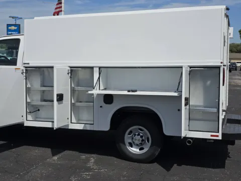 More photos of 2025 Chevrolet Express Cutaway 3500 1WT at Cable Dahmer Chevrolet of Independence, MO