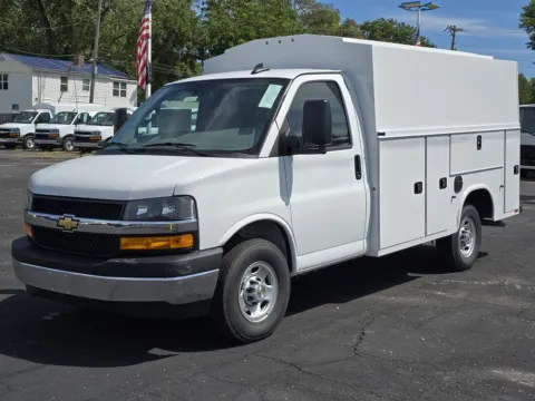Another view of 2025 Chevrolet Express Cutaway 3500 1WT for sale in Independence, MO at Cable Dahmer Chevrolet of Independence