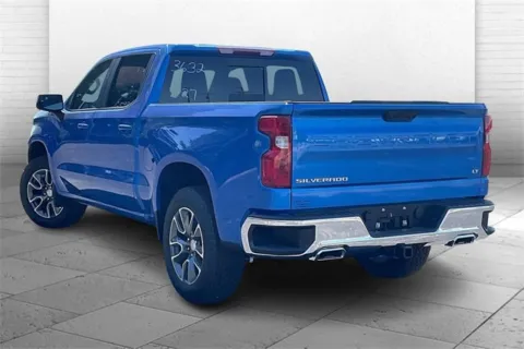 Another view of 2025 Chevrolet Silverado 1500 LT for sale in Independence, MO at Cable Dahmer Chevrolet of Independence