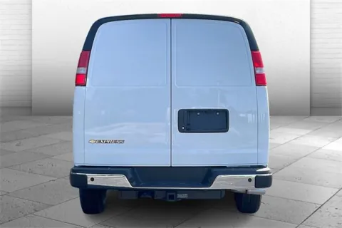 More photos of 2025 Chevrolet Express Cargo 3500 WT at Cable Dahmer Chevrolet of Independence, MO
