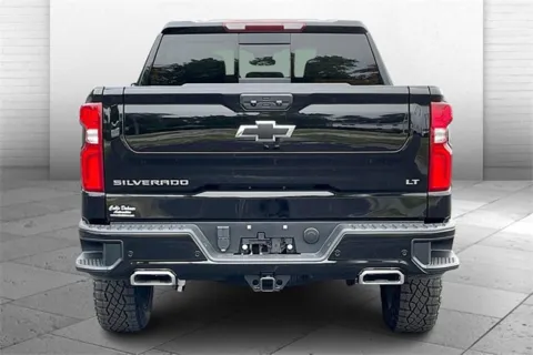 More photos of 2026 Chevrolet Silverado 1500 LT Trail Boss at Cable Dahmer Chevrolet of Independence, MO
