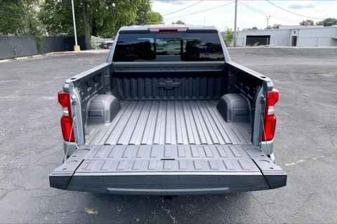 More photos of 2026 Chevrolet Silverado 1500 LT Trail Boss at Cable Dahmer Chevrolet of Independence, MO
