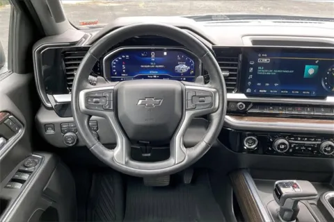 More photos of 2022 Chevrolet Silverado 1500 RST at Cable Dahmer Chevrolet of Independence, MO
