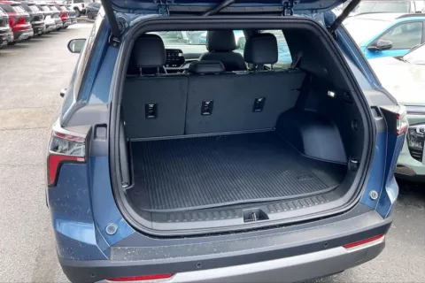 More photos of 2026 Chevrolet Equinox AWD LT at Cable Dahmer Chevrolet of Independence, MO