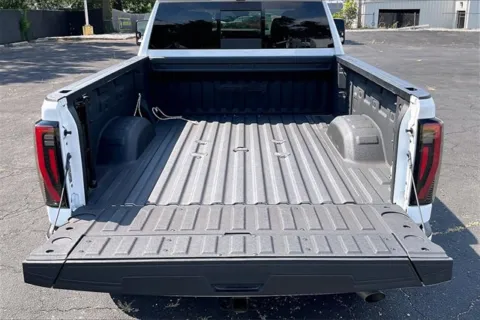 More photos of 2024 GMC Sierra 2500 HD AT4 at Cable Dahmer Chevrolet of Independence, MO