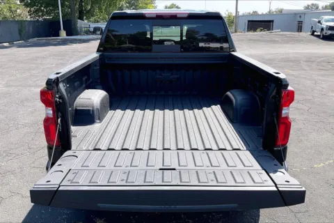 More photos of 2026 Chevrolet Silverado 1500 LTZ at Cable Dahmer Chevrolet of Independence, MO