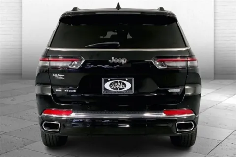 Another view of 2021 Jeep Grand Cherokee L Overland for sale in Independence, MO at Cable Dahmer Chevrolet of Independence