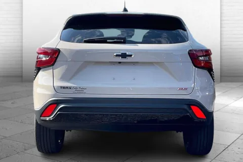 More photos of 2026 Chevrolet Trax 1RS at Cable Dahmer Chevrolet of Independence, MO