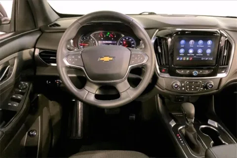 More photos of 2023 Chevrolet Traverse LT Cloth at Cable Dahmer Chevrolet of Independence, MO