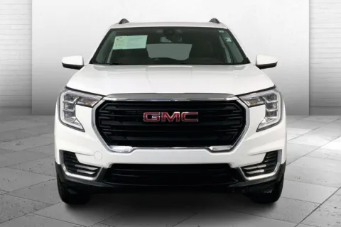 Photos of 2023 GMC Terrain SLE for sale in Independence, MO at Cable Dahmer Chevrolet of Independence