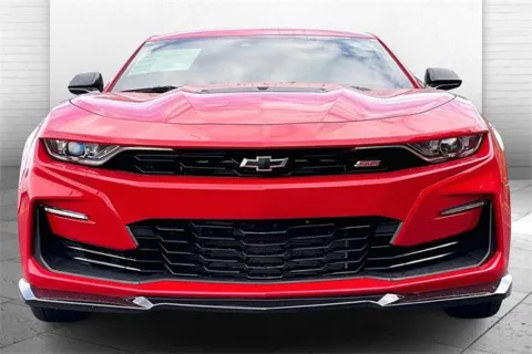 Photos of 2021 Chevrolet Camaro 2SS for sale in Independence, MO at Cable Dahmer Chevrolet of Independence