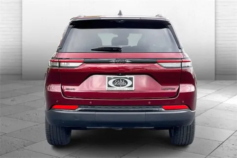 Another view of 2023 Jeep Grand Cherokee Limited for sale in Independence, MO at Cable Dahmer Chevrolet of Independence