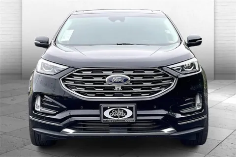 Photos of 2019 Ford Edge Titanium for sale in Independence, MO at Cable Dahmer Chevrolet of Independence