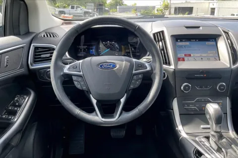 More photos of 2016 Ford Edge SEL at Cable Dahmer Chevrolet of Independence, MO