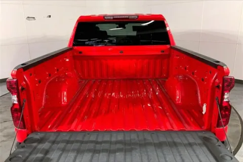 More photos of 2022 Chevrolet Silverado 1500 LT (2FL) at Cable Dahmer Chevrolet of Independence, MO
