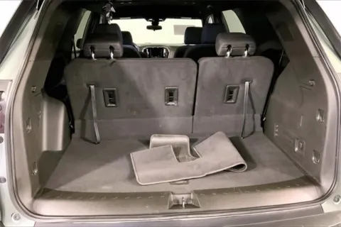 More photos of 2022 Chevrolet Traverse LT Cloth at Cable Dahmer Chevrolet of Independence, MO
