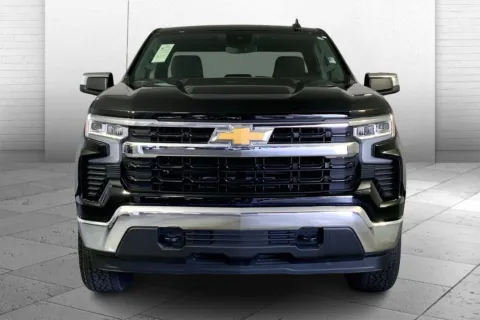 Photos of 2023 Chevrolet Silverado 1500 LT for sale in Independence, MO at Cable Dahmer Chevrolet of Independence
