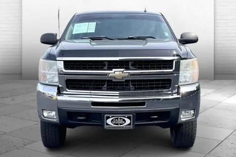 Photos of 2009 Chevrolet Silverado 2500HD LT for sale in Independence, MO at Cable Dahmer Chevrolet of Independence