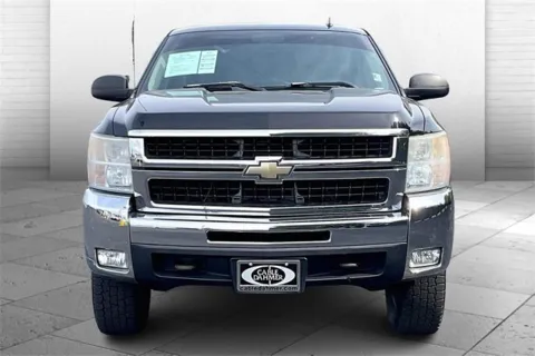 Photos of 2009 Chevrolet Silverado 2500 HD LT for sale in Independence, MO at Cable Dahmer Chevrolet of Independence