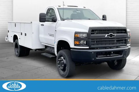 White 2024 Chevrolet Silverado MD Work Truck for sale in Independence, MO