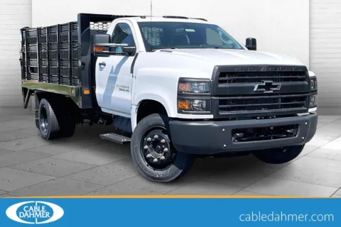 White 2024 Chevrolet Silverado MD Work Truck for sale in Independence, MO