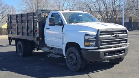 White 2024 Chevrolet Silverado 5500 HD Work Truck for sale in Independence, MO