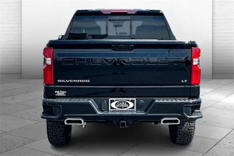 More photos of 2025 Chevrolet Silverado 1500 LT Trail Boss at Cable Dahmer Chevrolet of Independence, MO
