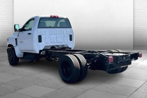 Another view of 2024 Chevrolet Silverado MD Work Truck for sale in Independence, MO at Cable Dahmer Chevrolet of Independence