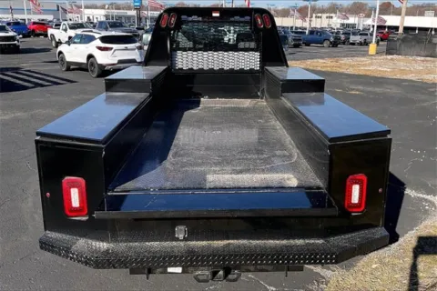 More photos of 2024 Chevrolet Silverado 5500 HD Work Truck at Cable Dahmer Chevrolet of Independence, MO