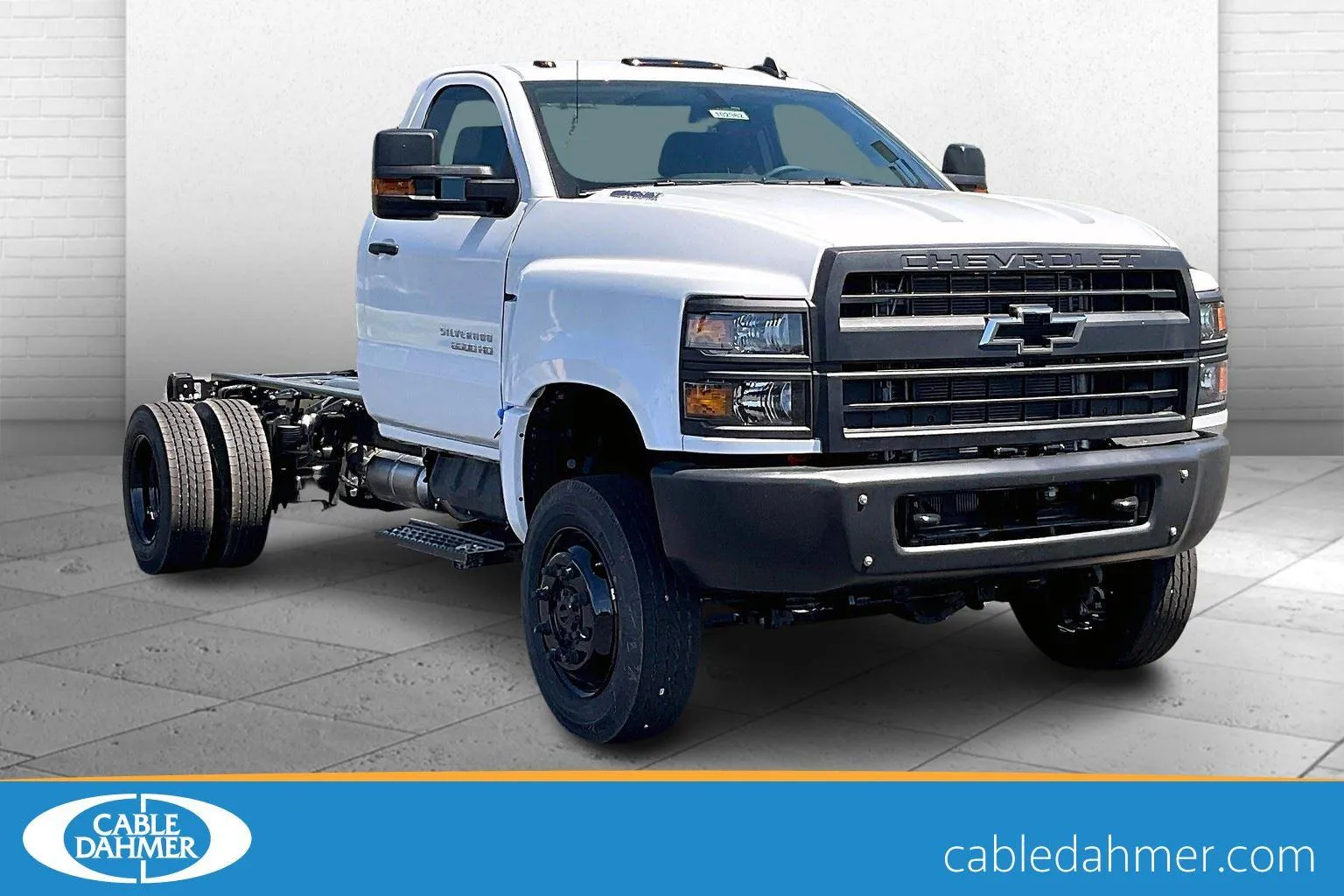 White 2024 Chevrolet Silverado 6500 HD Work Truck for sale in Independence, MO