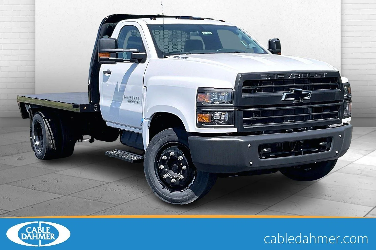 White 2024 Chevrolet Silverado 5500 HD Work Truck for sale in Independence, MO