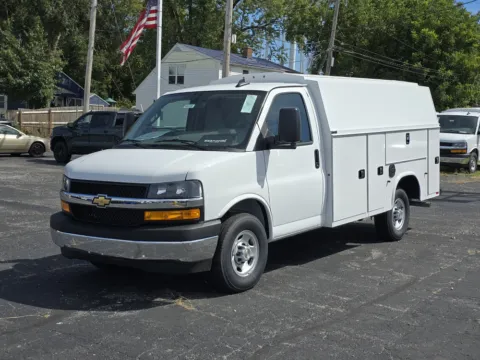 Another view of 2025 Chevrolet Express Cutaway 3500 1WT for sale in Independence, MO at Cable Dahmer Chevrolet of Independence