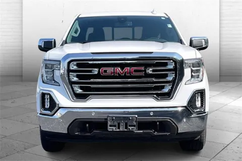 Photos of 2020 GMC Sierra 1500 SLT for sale in Independence, MO at Cable Dahmer Chevrolet of Independence