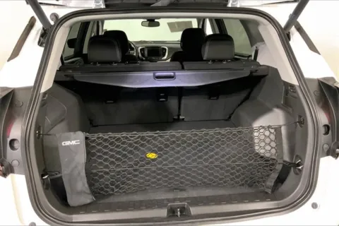 More photos of 2023 GMC Terrain SLE at Cable Dahmer Chevrolet of Independence, MO