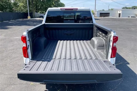 More photos of 2023 Chevrolet Silverado 1500 LTZ at Cable Dahmer Chevrolet of Independence, MO