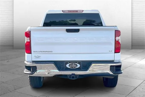 Another view of 2024 Chevrolet Silverado 1500 LT for sale in Independence, MO at Cable Dahmer Chevrolet of Independence