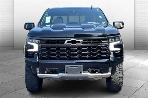 Photos of 2022 Chevrolet Silverado 1500 ZR2 for sale in Independence, MO at Cable Dahmer Chevrolet of Independence